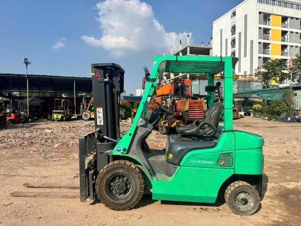 XE NÂNG MITSUBISHI FDE20T